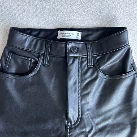 Abercrombie 90s Straight Vegan Leather Pants in Black - Picture 4 of 4